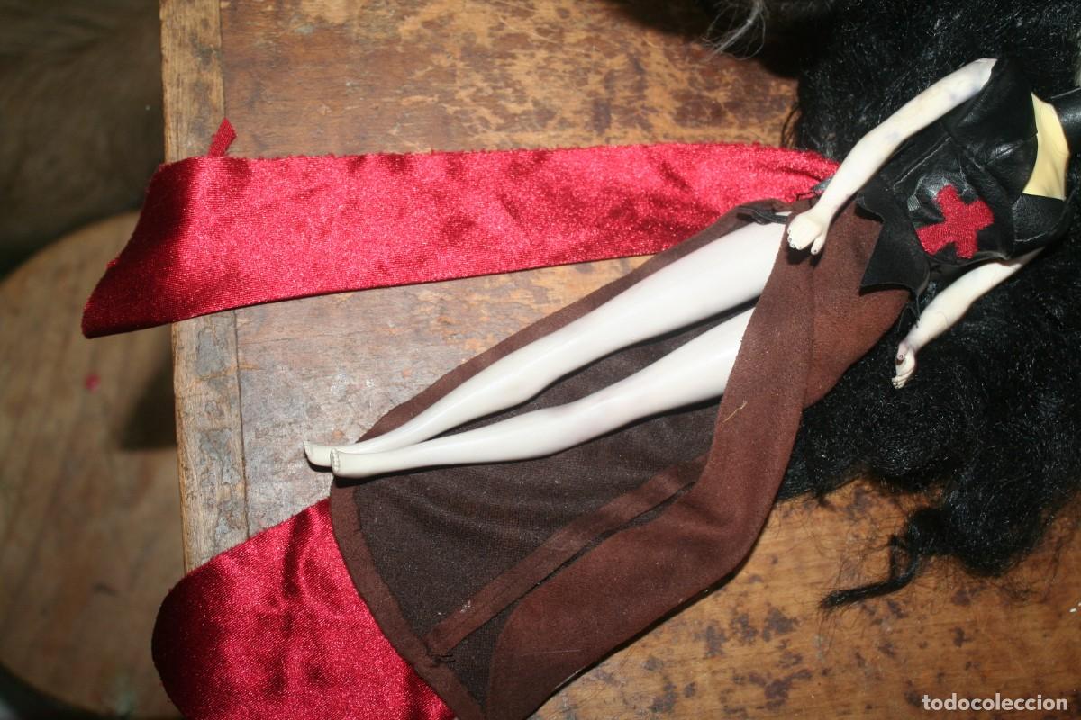Mu&ntilde;ecas modernas: mu&ntilde;eca gotica edge morena - Foto 6
