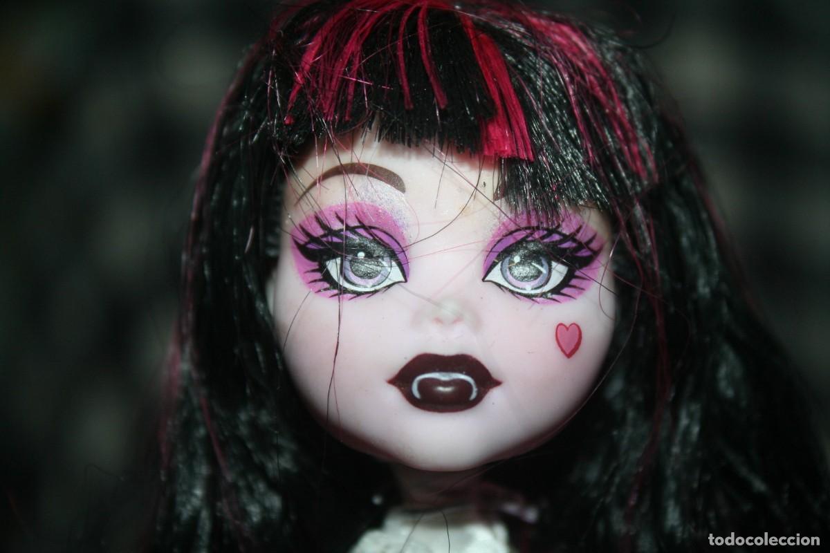 Mu&ntilde;ecas modernas: mu&ntilde;eca monster high draculaura