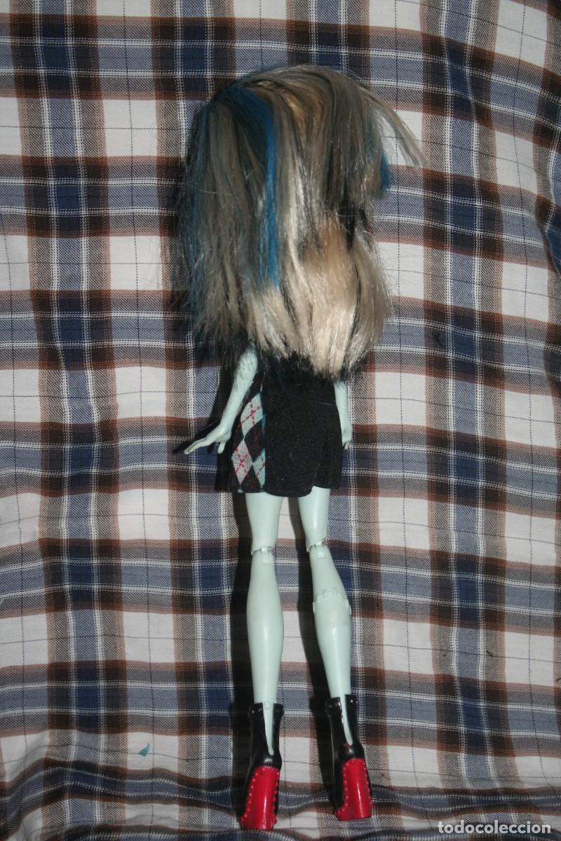 Mu&ntilde;ecas modernas: mu&ntilde;eca monster high frankie - Foto 3