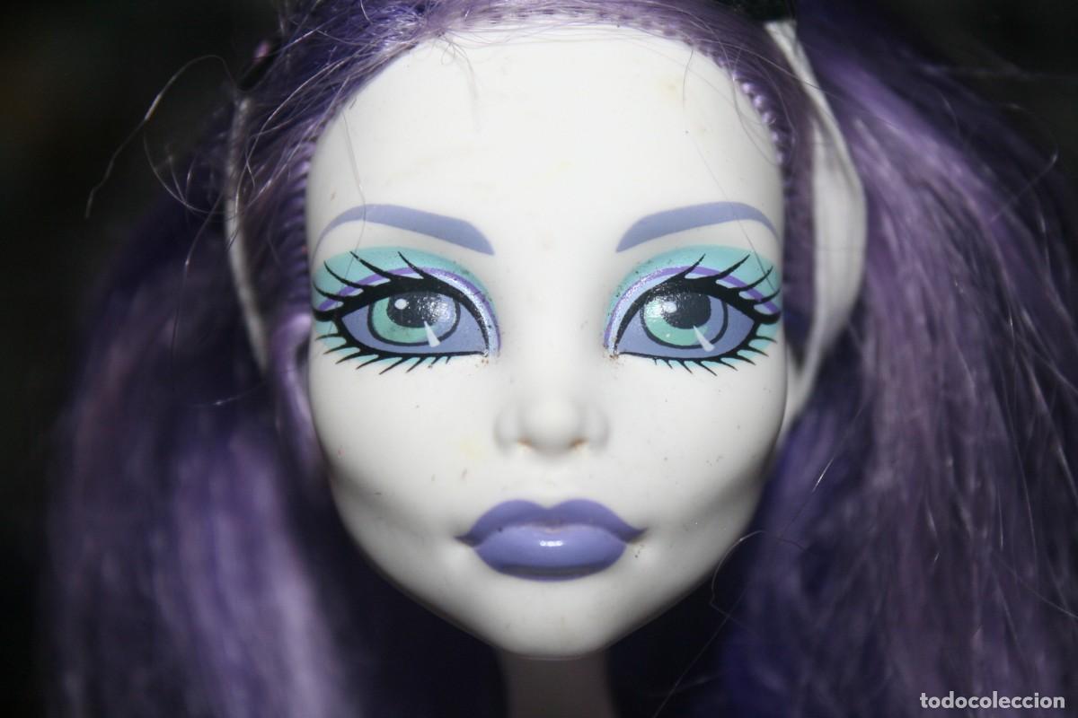 Mu&ntilde;ecas modernas: mu&ntilde;eca monster high spectra
