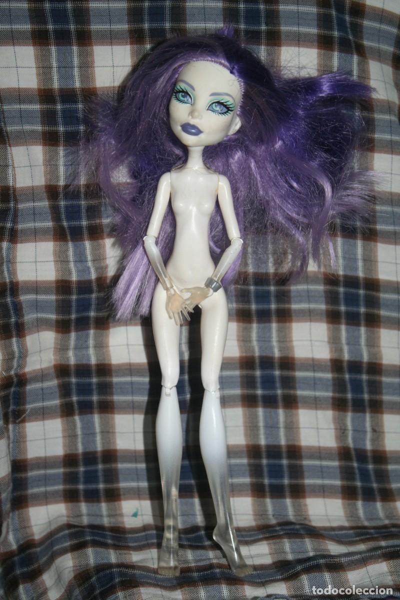 Mu&ntilde;ecas modernas: mu&ntilde;eca monster high spectra - Foto 2