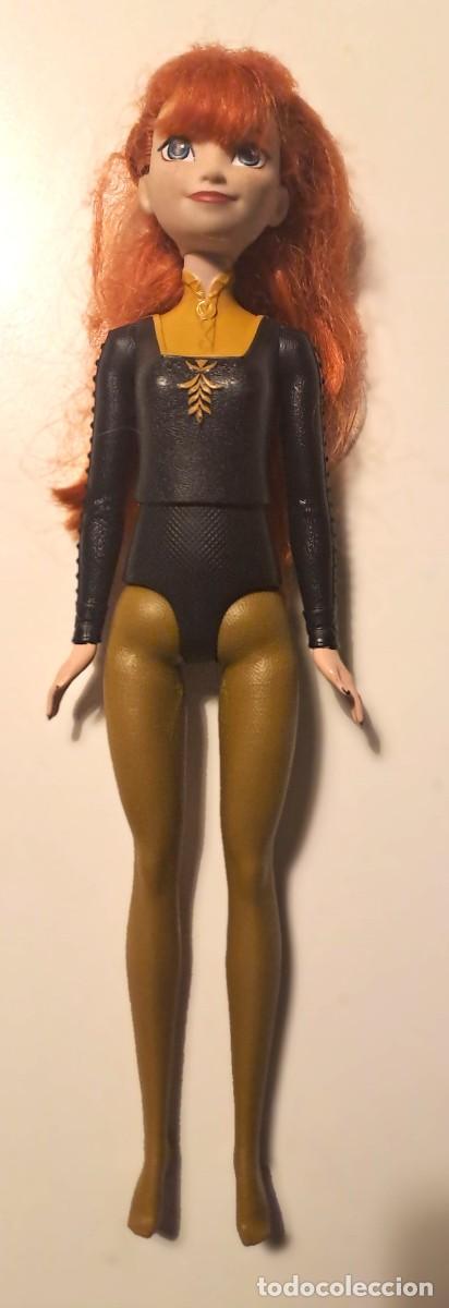 Mu&ntilde;ecas modernas: MU&Ntilde;ECA DISNEY ANNA DE FROZEN (MATTEL) A&Ntilde;O 2022 (31 cm)