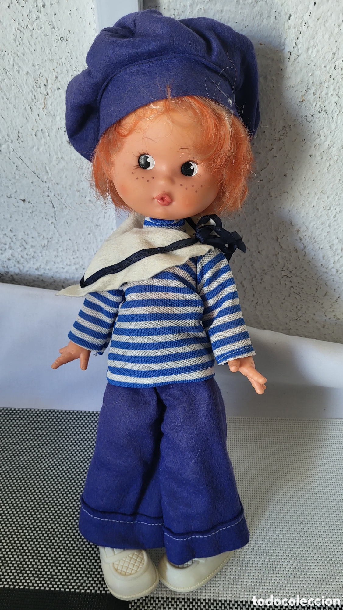 Mu&ntilde;ecas modernas: Mu&ntilde;eca antigua usada