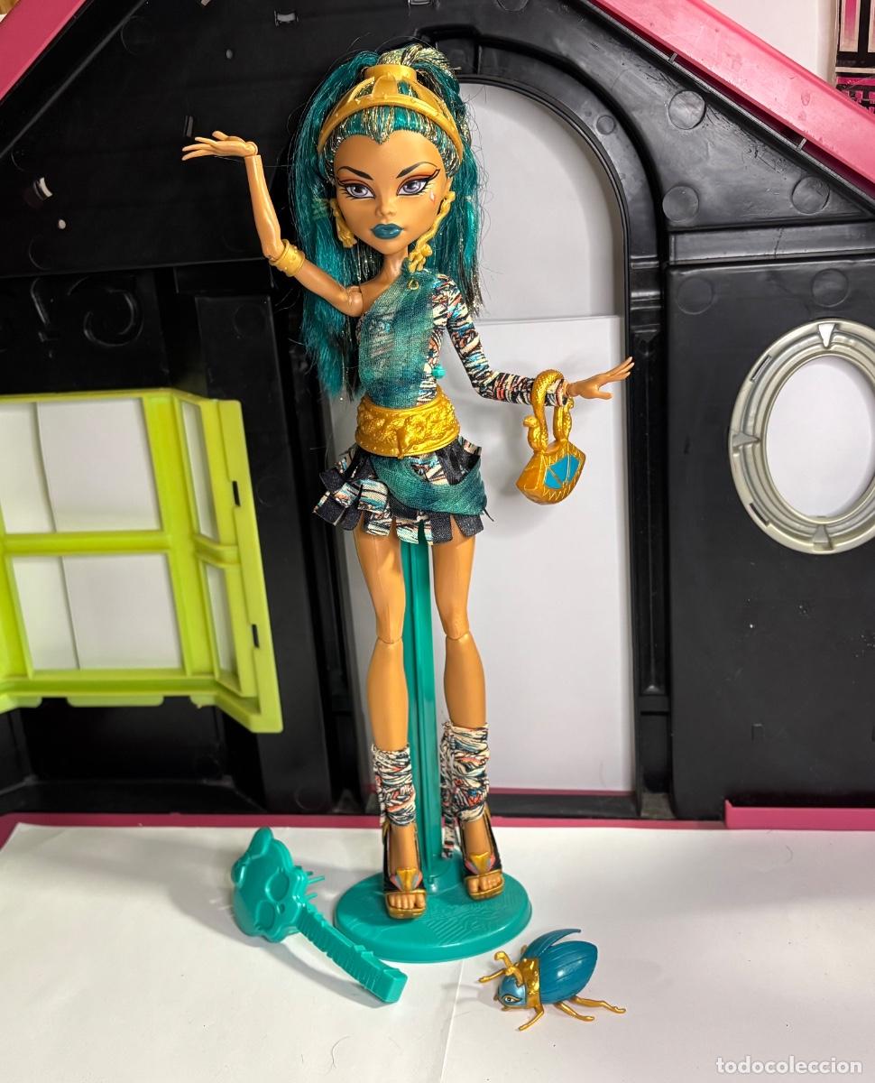 Mu&ntilde;ecas modernas: Mu&ntilde;eca MONSTER HIGH Nefera b&aacute;sica