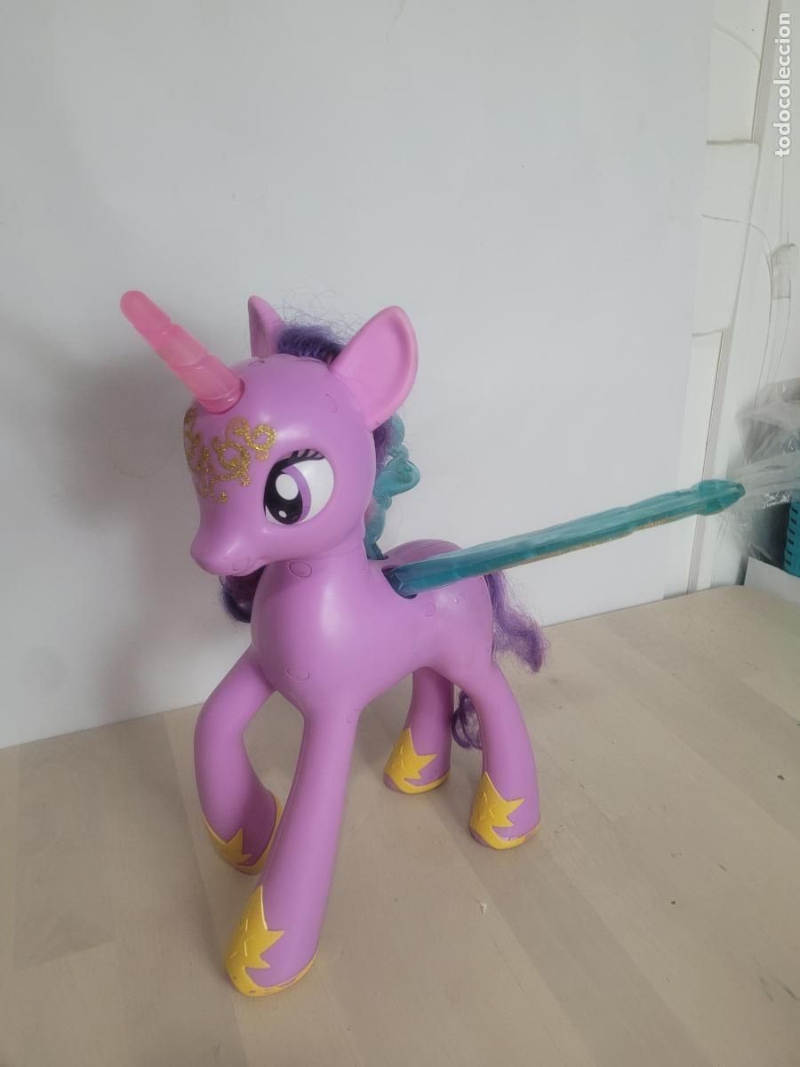 Mu&ntilde;ecas modernas: My Little Pony Friendship is Magic Crystal Empire Princess Twilight Sparkle Figure france peque&ntilde;o
