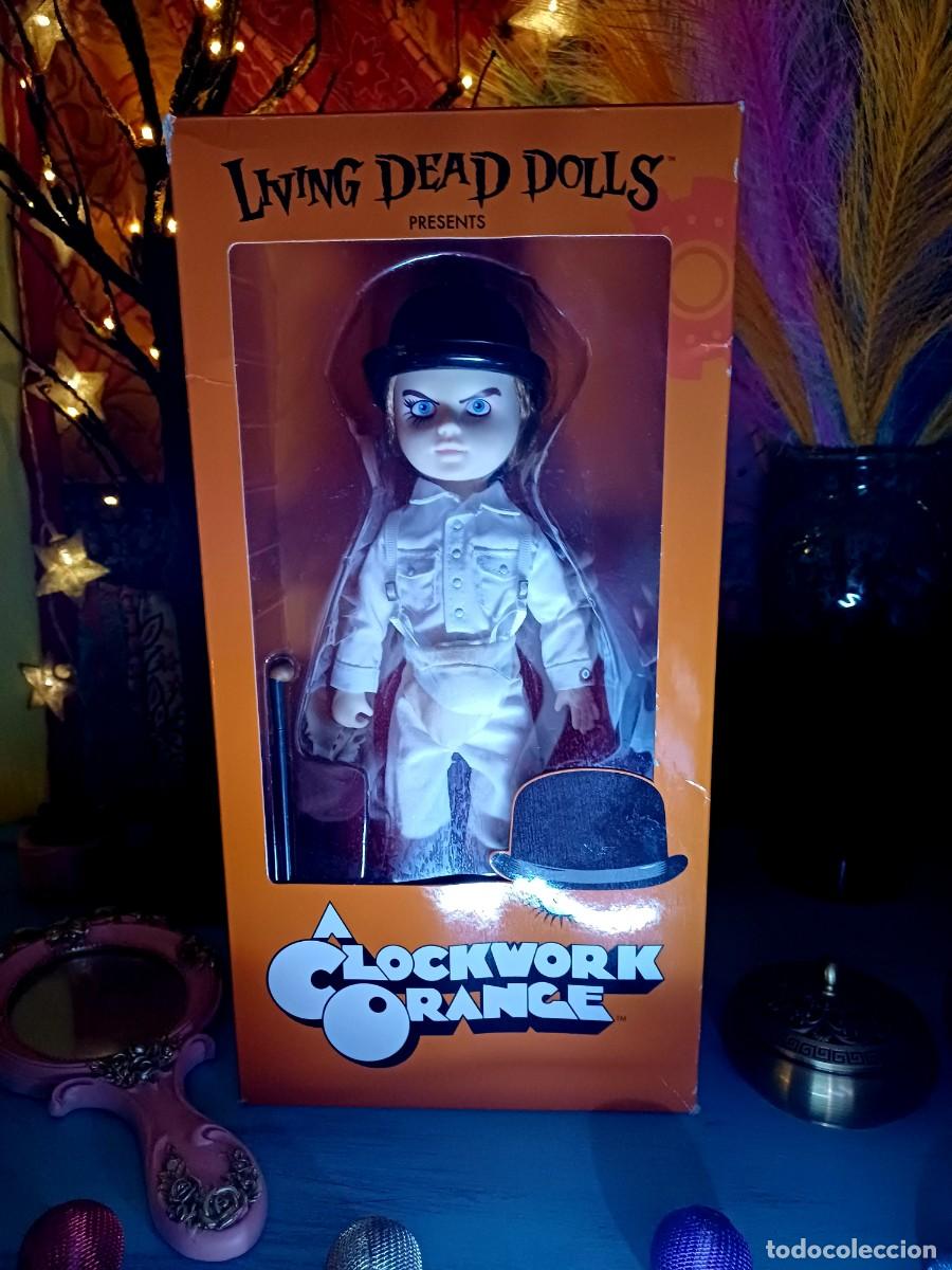 Mu&ntilde;ecas modernas: LIVING DEAD DOLLS A CLOCLWORK ORANGE - Foto 2