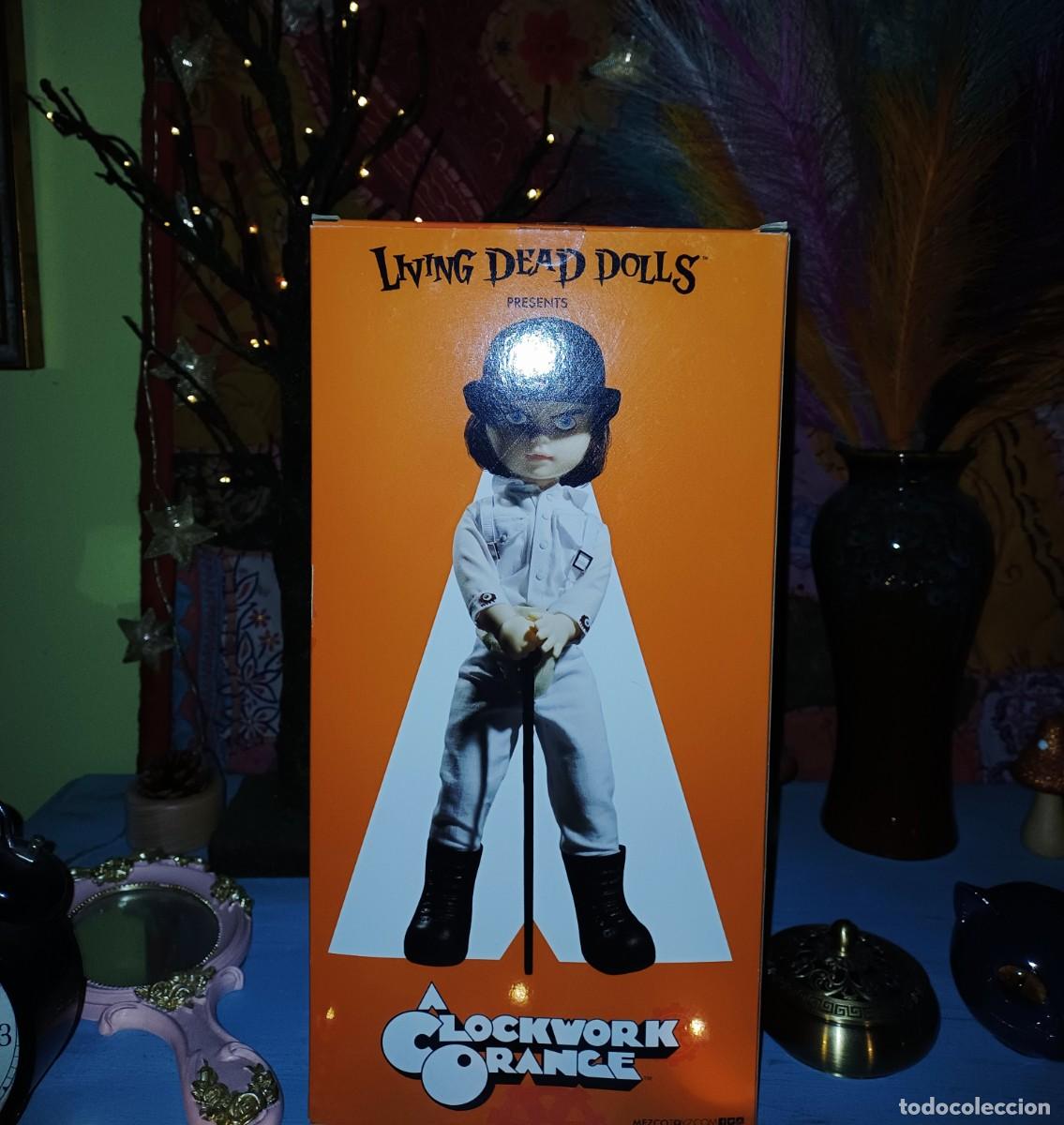 Mu&ntilde;ecas modernas: LIVING DEAD DOLLS A CLOCLWORK ORANGE - Foto 3