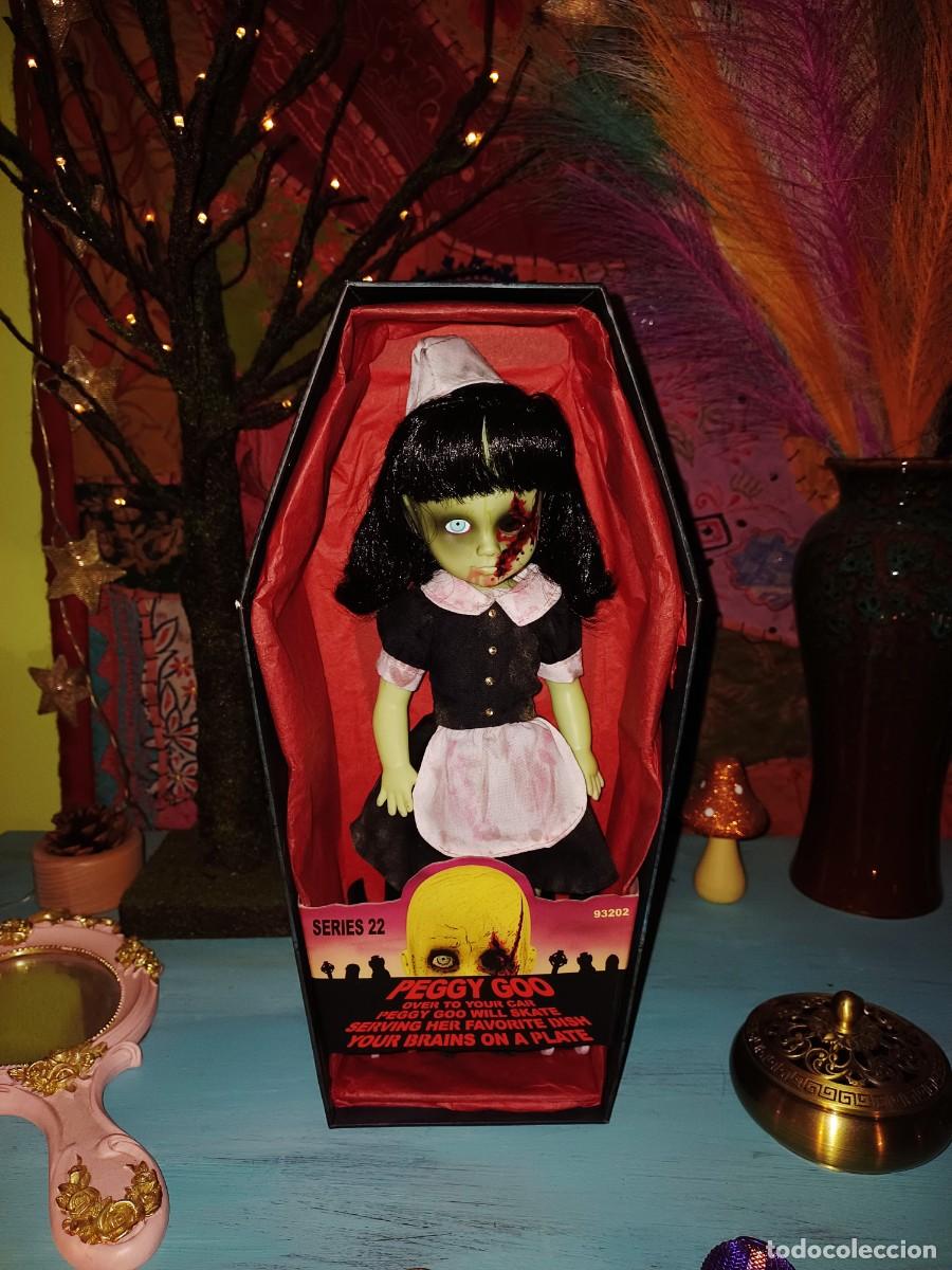 Mu&ntilde;ecas modernas: LIVING DEAD DOLLS PEGGY GOO