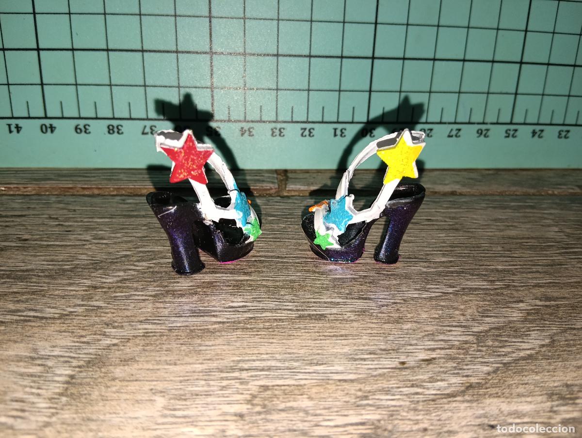 Mu&ntilde;ecas modernas: Zapatos de mu&ntilde;eca Rainbow high - Foto 3