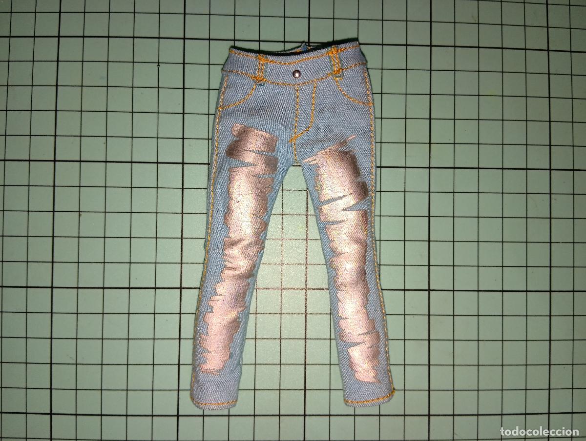 Mu&ntilde;ecas modernas: Pantalon de mu&ntilde;eca Rainbow high