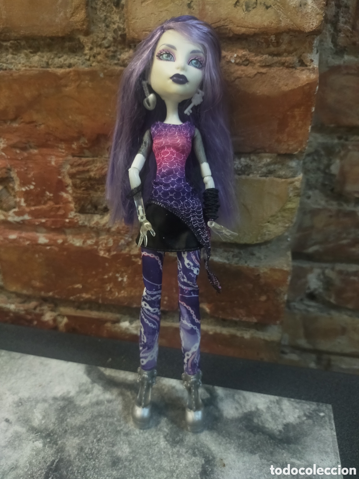 Mu&ntilde;ecas modernas: Mu&ntilde;eca Spectra Vondergeist Monster High