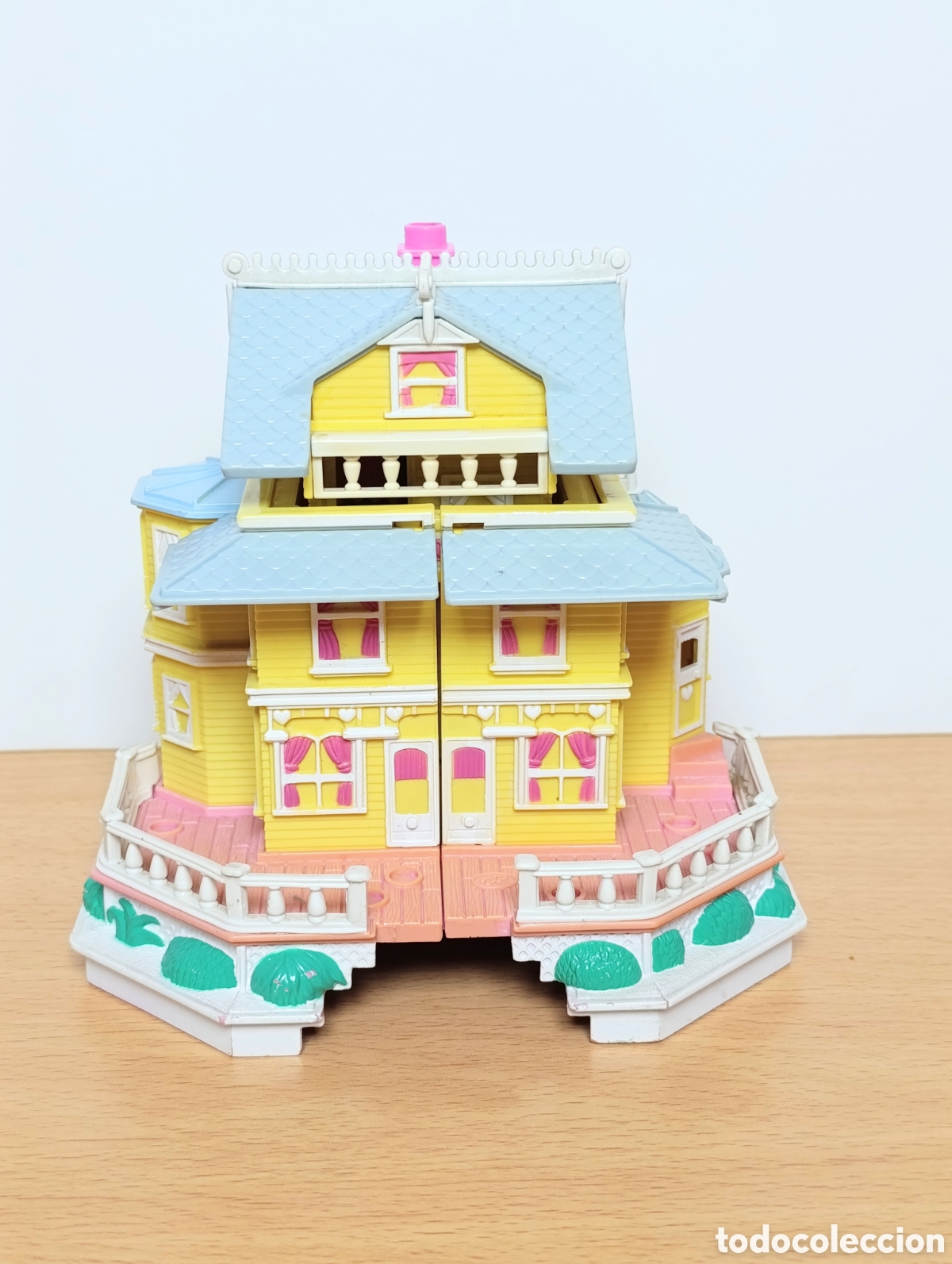 Mu&ntilde;ecas modernas: polly pocket pop up party house