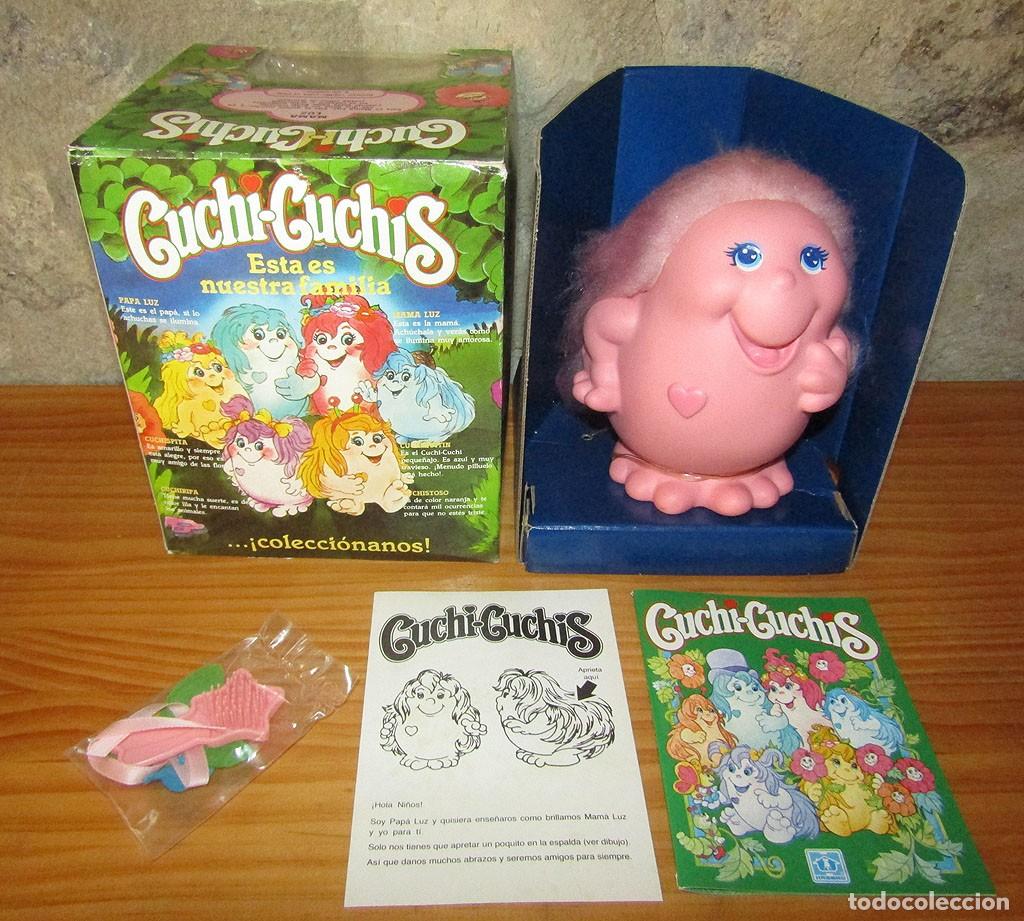 Mu&ntilde;ecas modernas: CUCHI CUCHIS: MAMA LUZ - NUEVA Y EN SU CAJA - FUNCIONANDO - 1984 - HASBRO - CON CUENTO Y CEPILLO