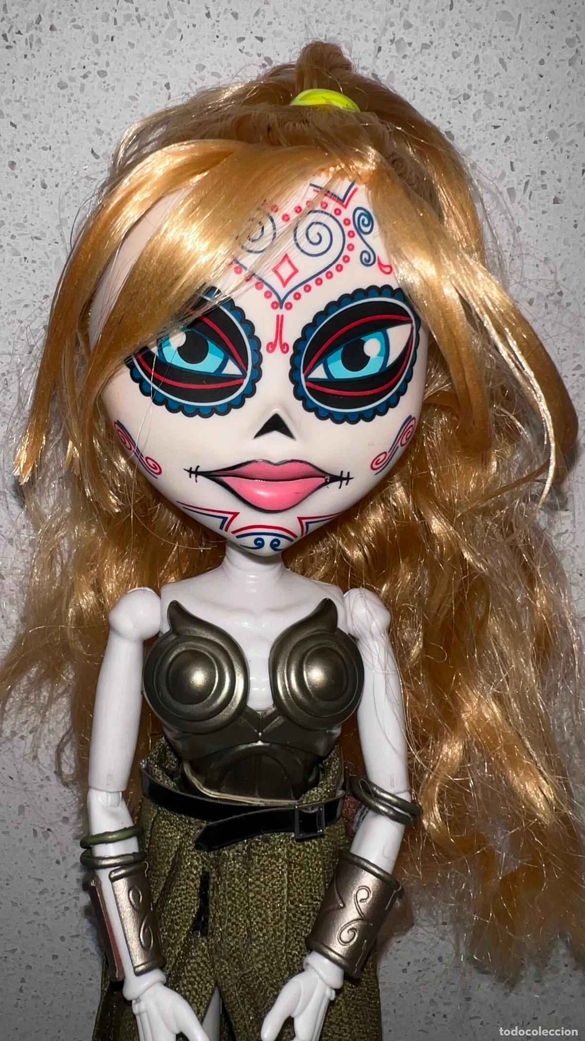 Mu&ntilde;ecas modernas: CATRINAS UNDERWORLD - PRECIOSA MU&Ntilde;ECA VALERIA VESTIDA DE ORIGEN!