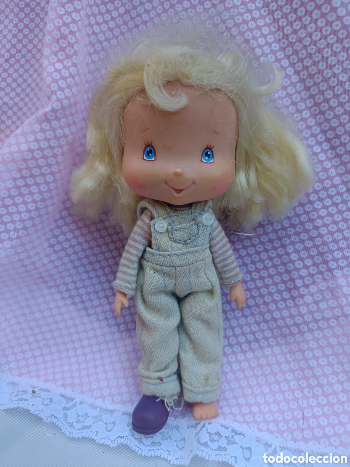 Poup&eacute;es Modernes: Tarta de fresa mu&ntilde;eca preciosa y rubia
