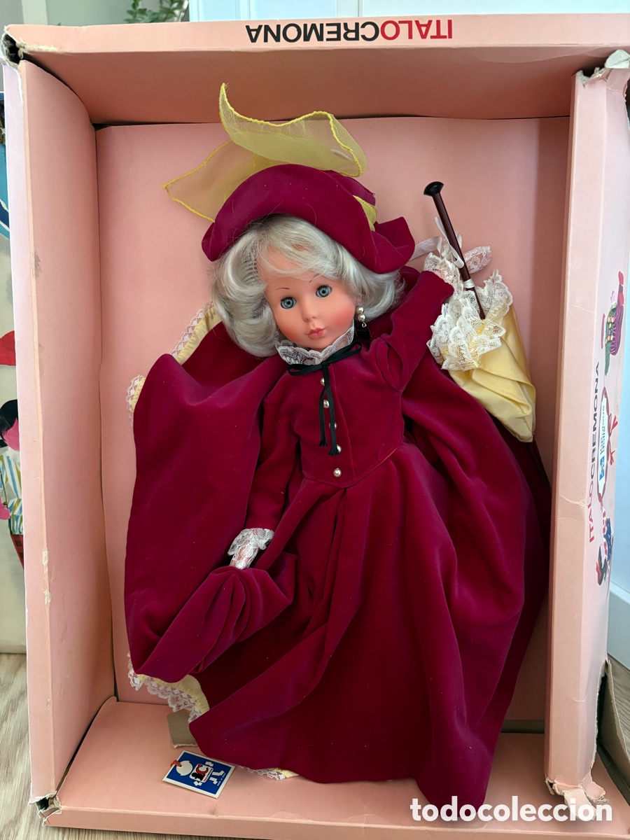Mu&ntilde;ecas modernas: Mu&ntilde;eca M&oacute;nica Italocremona