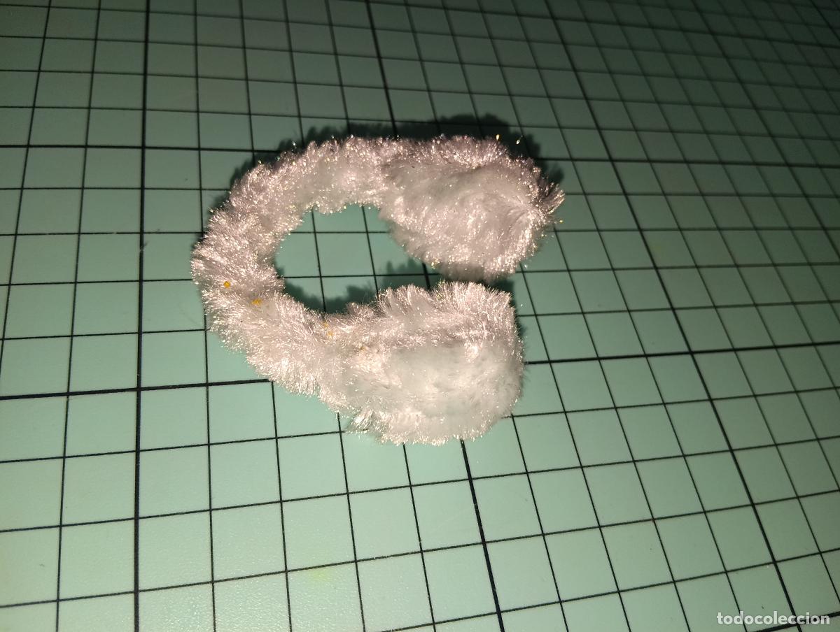 Mu&ntilde;ecas modernas: Cascos orejeras de mu&ntilde;eca Bratz - Foto 2