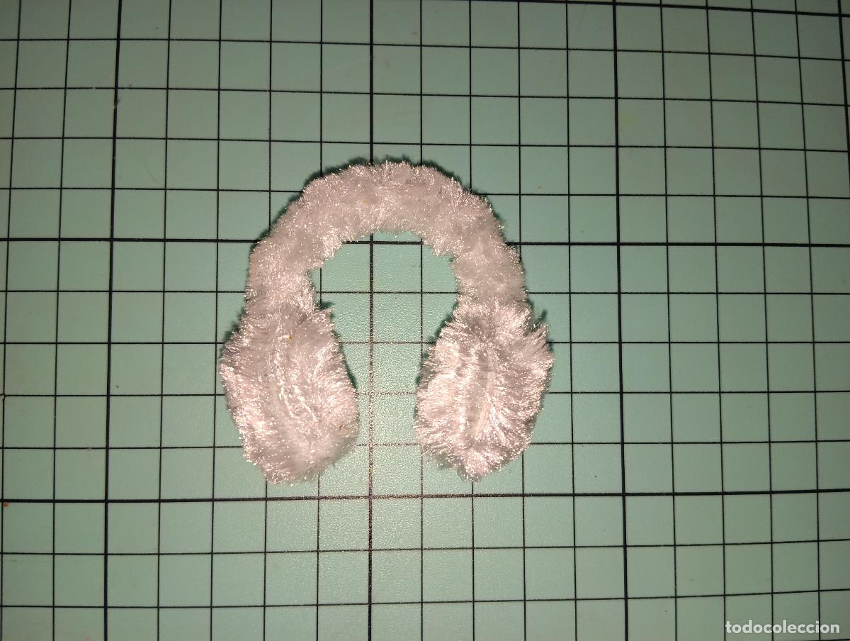 Mu&ntilde;ecas modernas: Cascos orejeras de mu&ntilde;eca Bratz - Foto 4