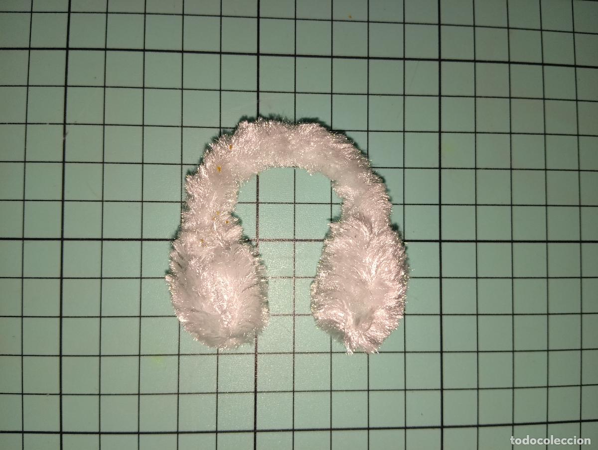 Mu&ntilde;ecas modernas: Cascos orejeras de mu&ntilde;eca Bratz