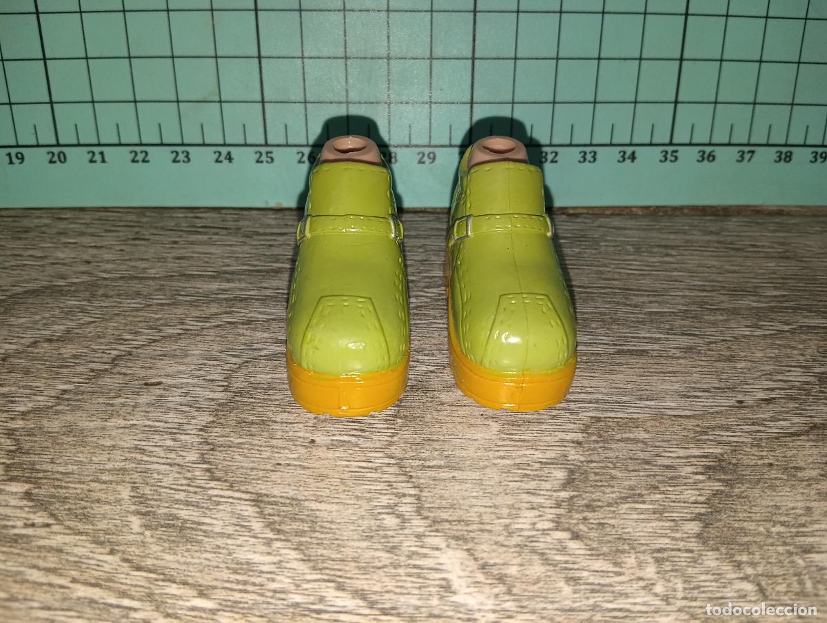 Mu&ntilde;ecas modernas: Zapatos de mu&ntilde;eco Bratz - Foto 2