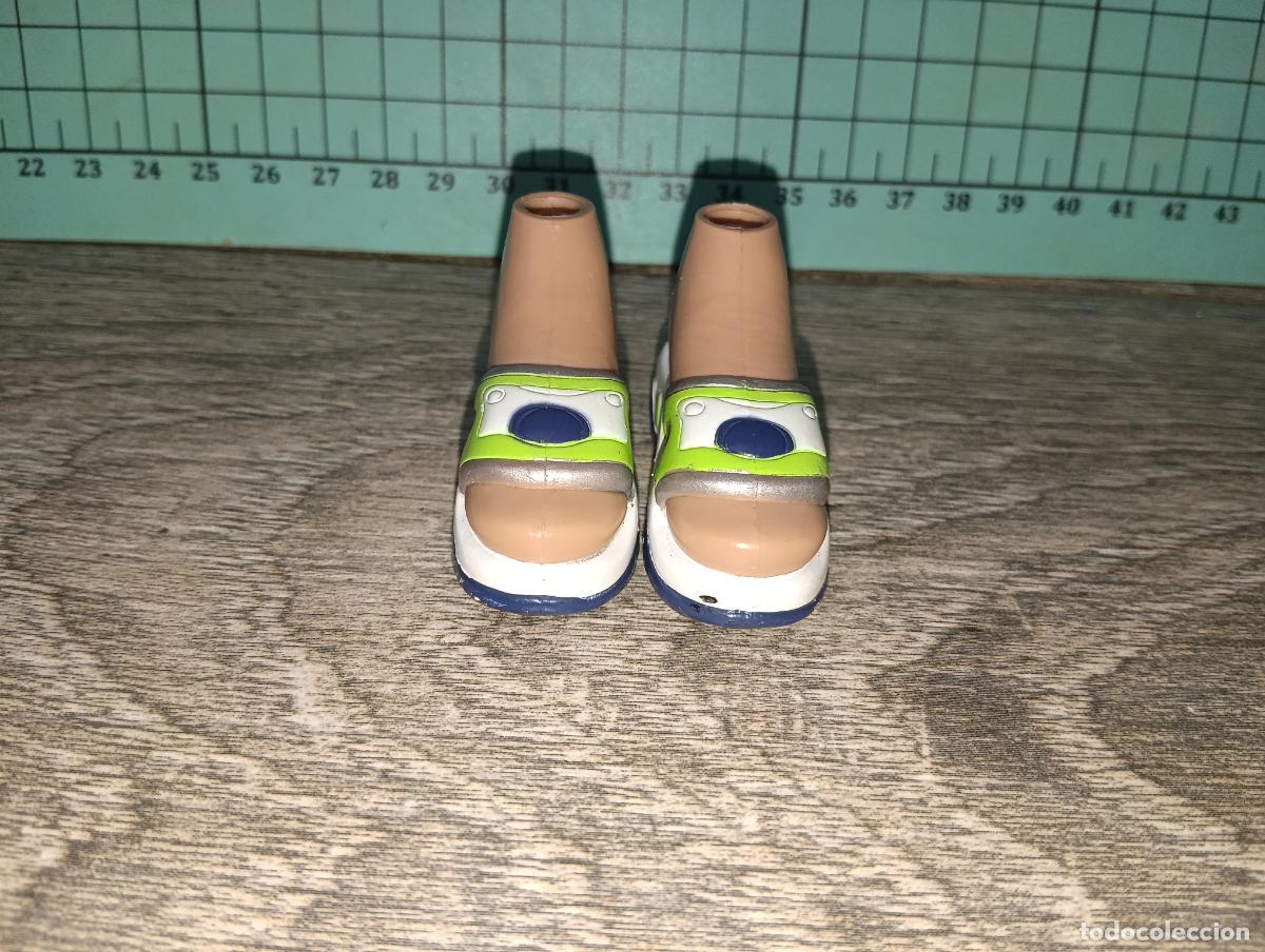 Mu&ntilde;ecas modernas: Zapatos de mu&ntilde;eco Bratz - Foto 2