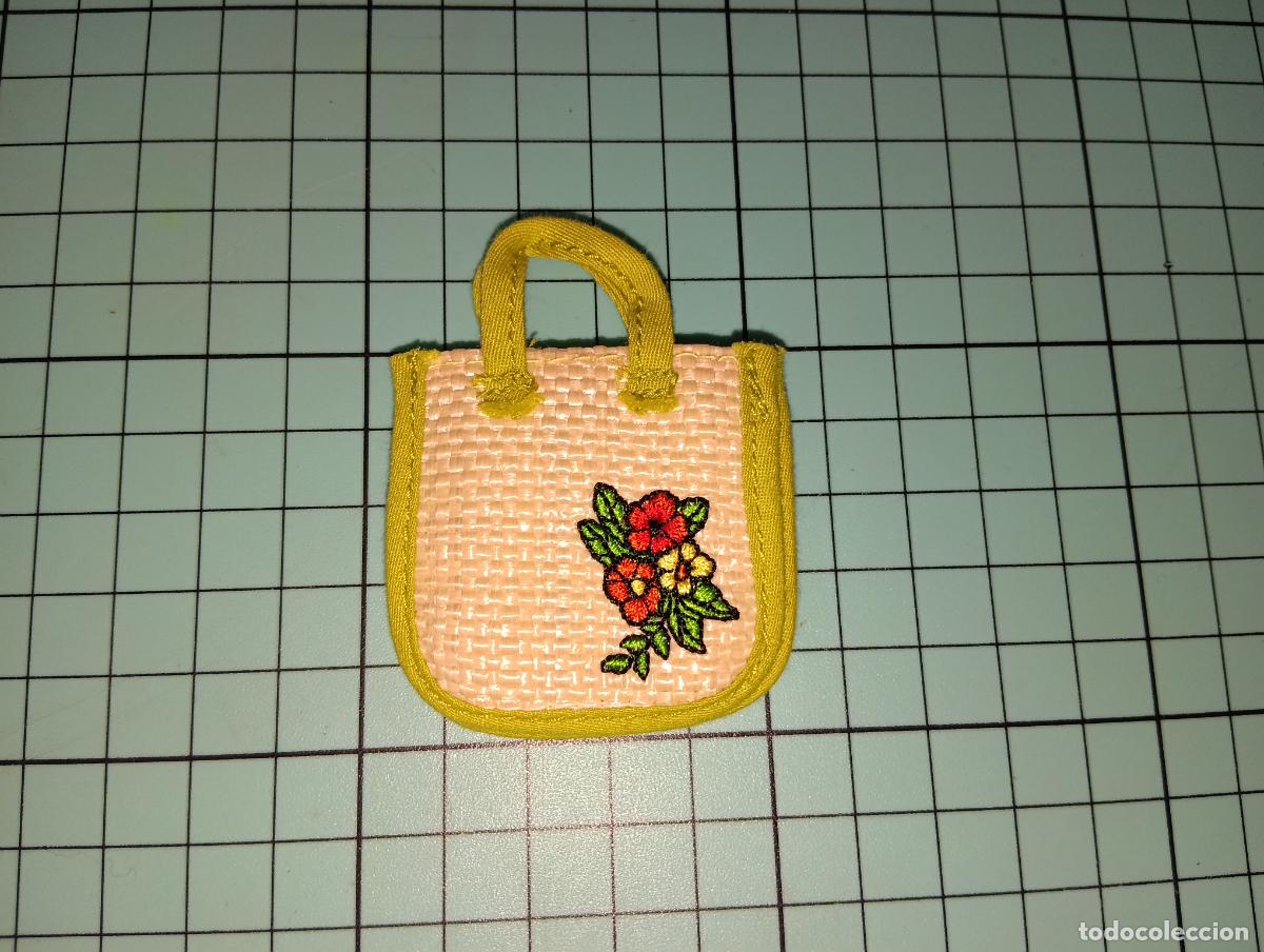 Mu&ntilde;ecas modernas: Bolso de mu&ntilde;eca Bratz spring blitz