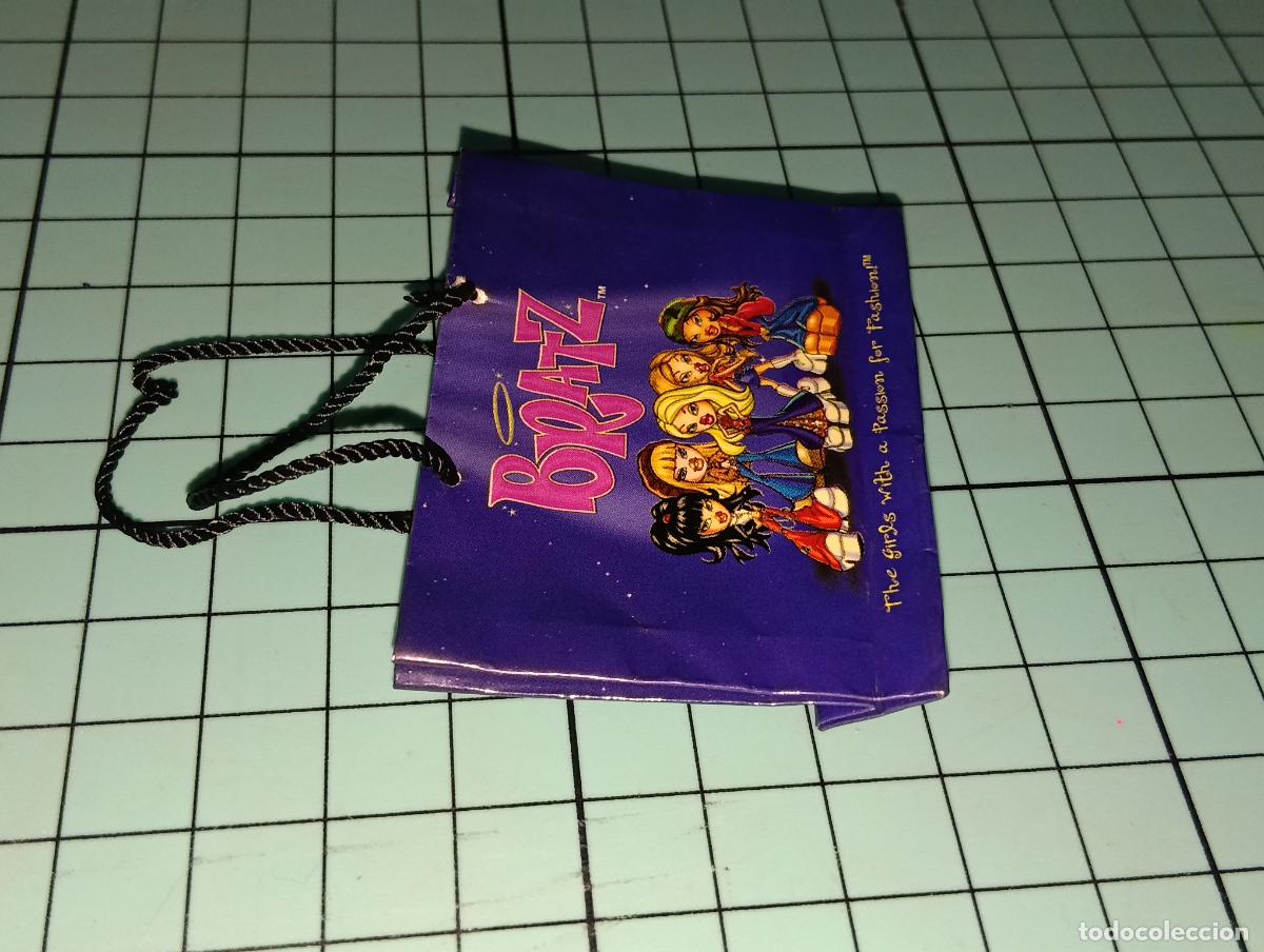 Mu&ntilde;ecas modernas: Bolso paquete de mu&ntilde;eca Bratz - Foto 2