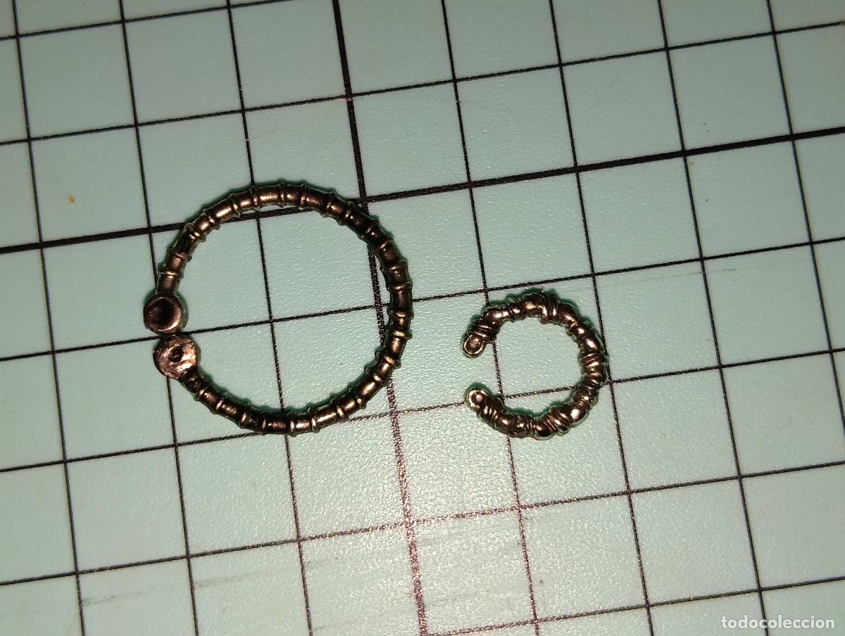 Mu&ntilde;ecas modernas: Lote collar y pulsera de mu&ntilde;eca Bratz - Foto 2