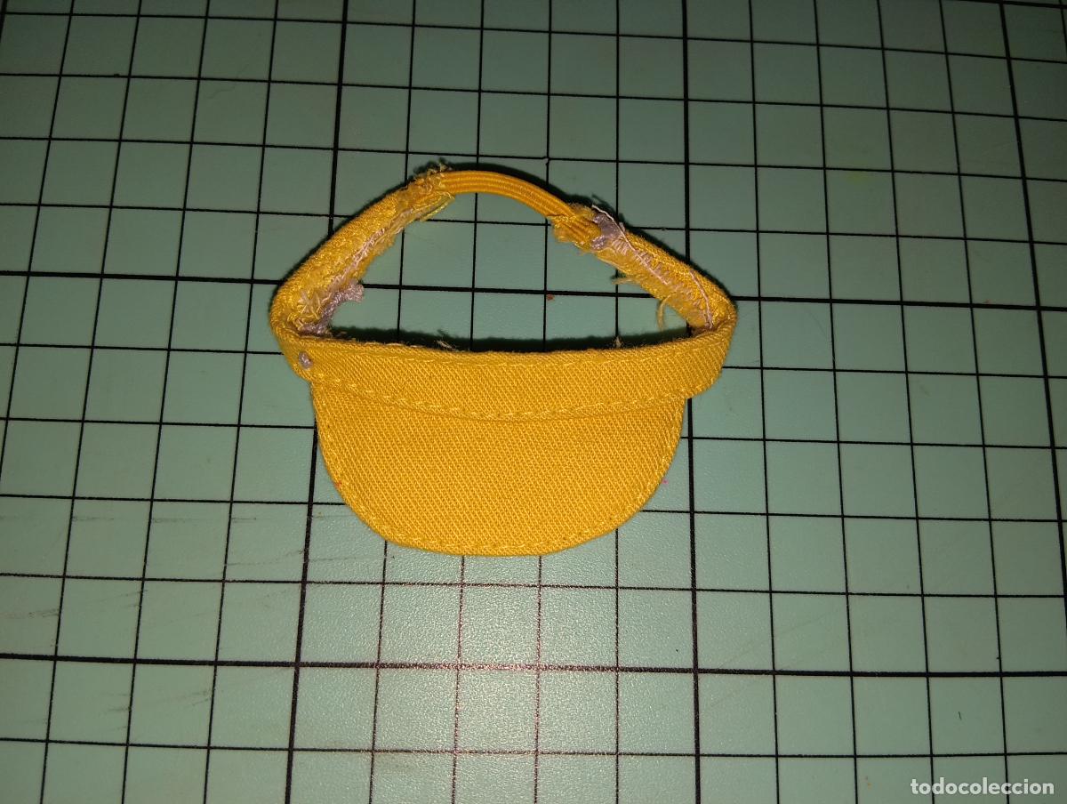 Mu&ntilde;ecas modernas: Visera de mu&ntilde;eca Bratz
