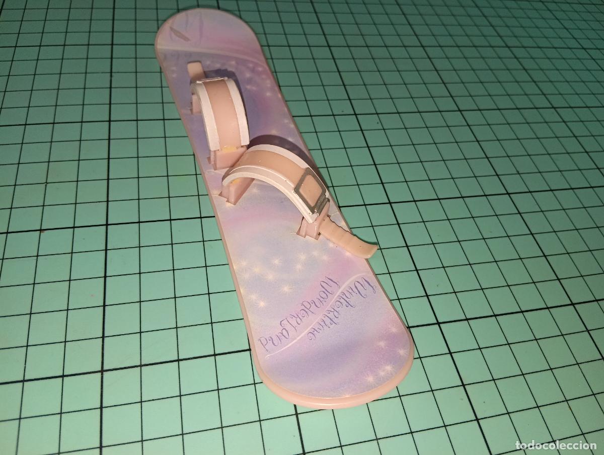 Mu&ntilde;ecas modernas: Tabla de esquiar de mu&ntilde;eca Bratz - Foto 3