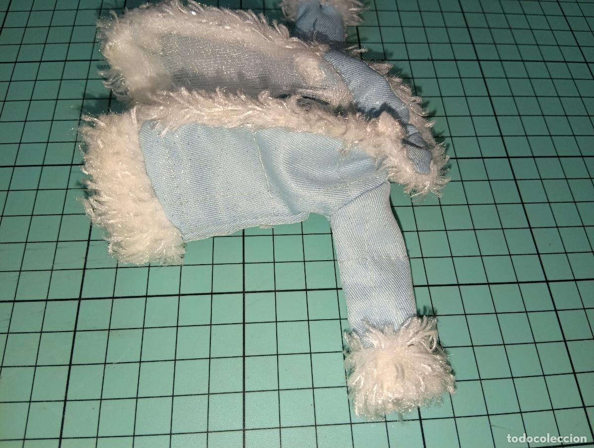 Mu&ntilde;ecas modernas: Chaqueta de mu&ntilde;eca Bratz - Foto 3