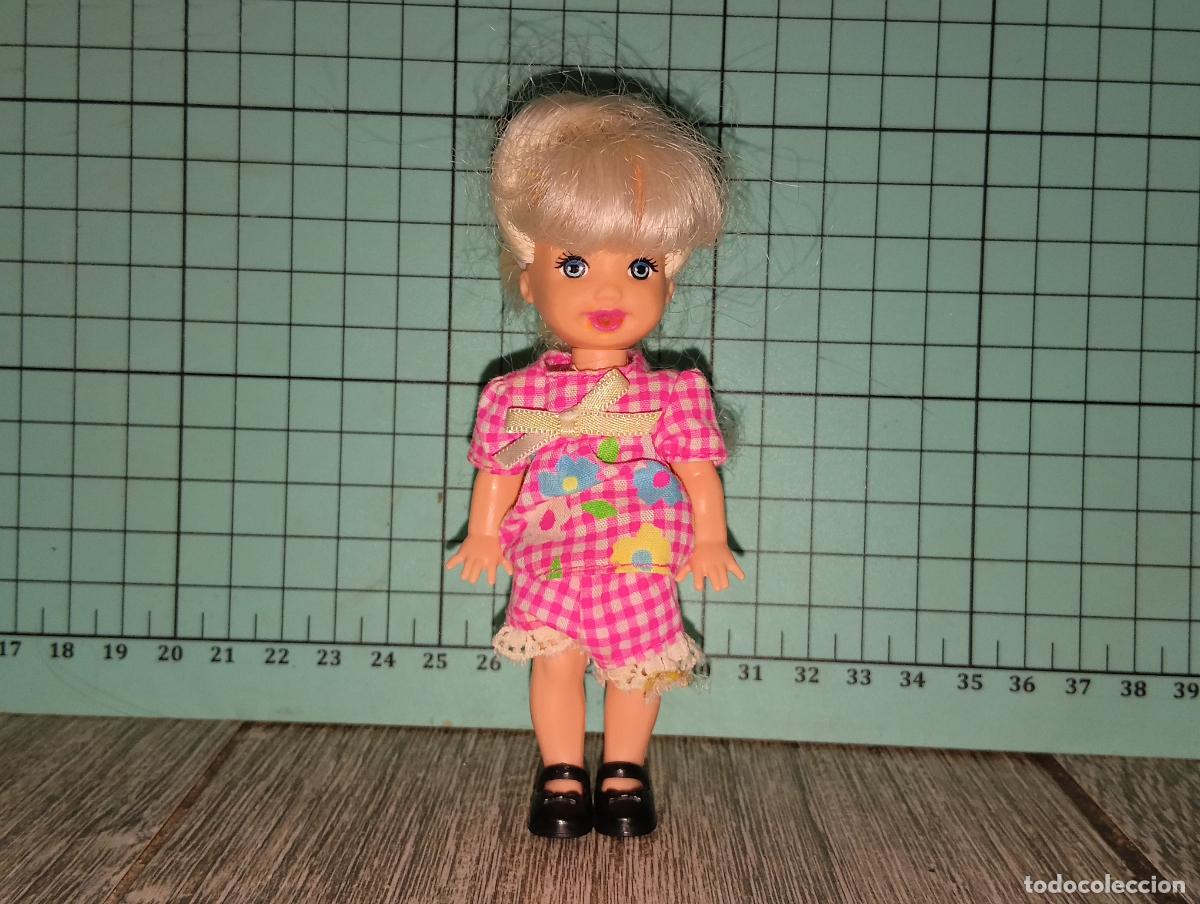 Mu&ntilde;ecas modernas: Mu&ntilde;eca Kelly hermana de Barbie - Foto 2