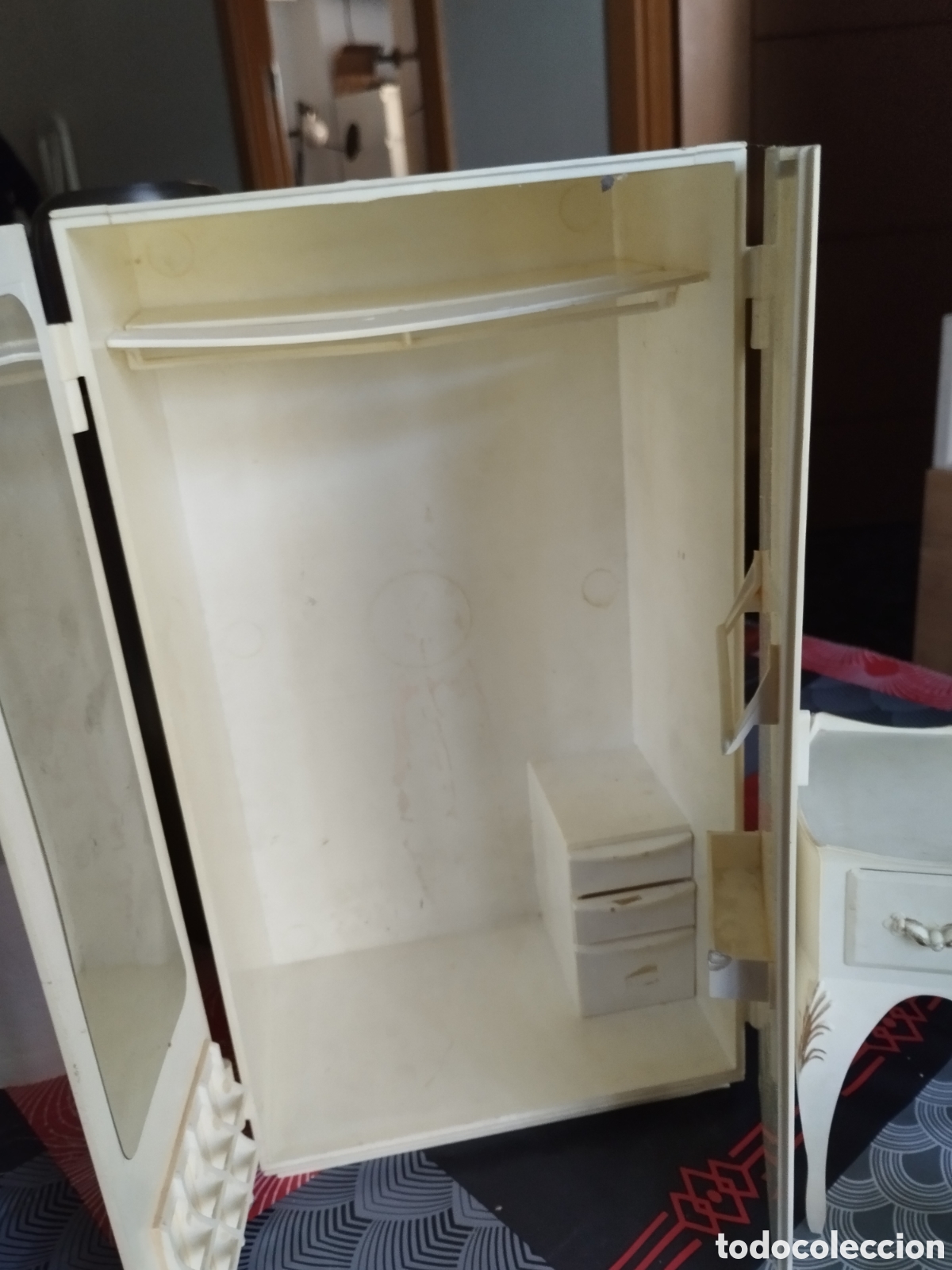 Mu&ntilde;ecas modernas: Sindy lote muebles vintage - Foto 4