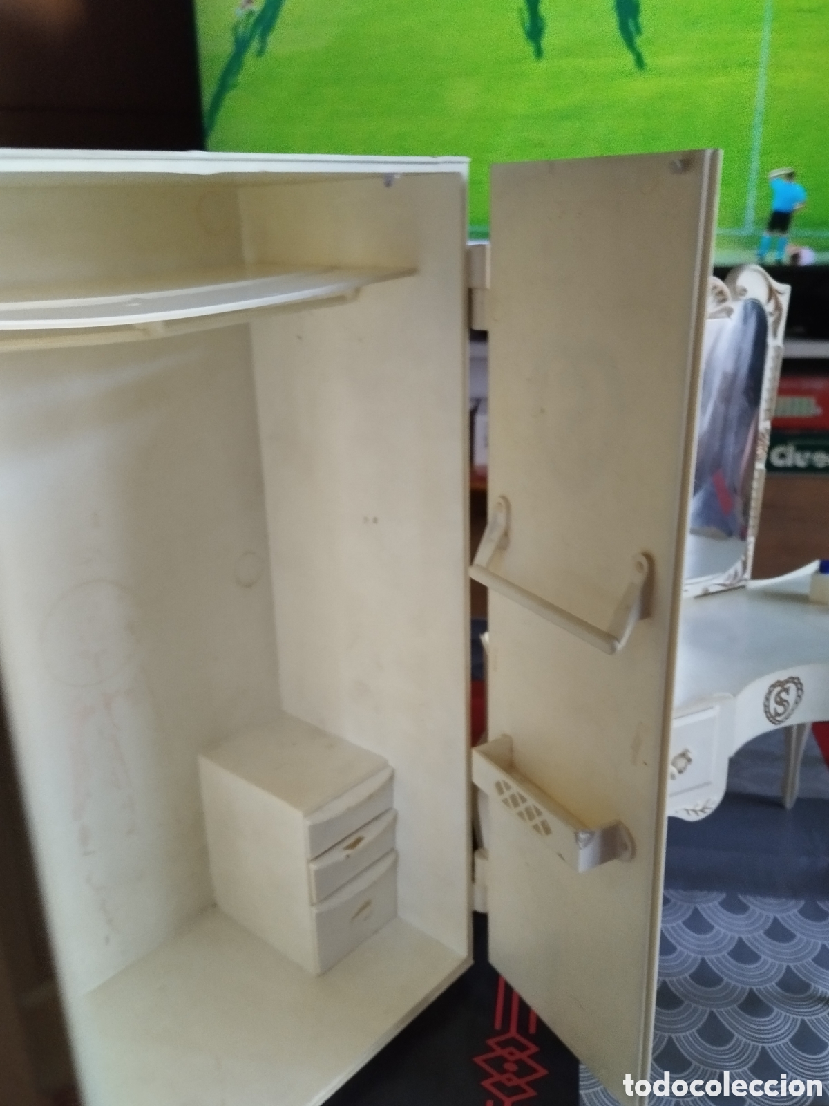 Mu&ntilde;ecas modernas: Sindy lote muebles vintage - Foto 13