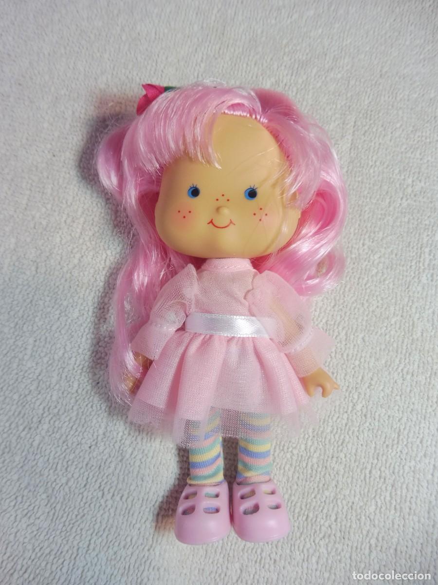Poup&eacute;es Modernes: Tarta de fresa mu&ntilde;eca Rosita colecci&oacute;n planeta deAgostini