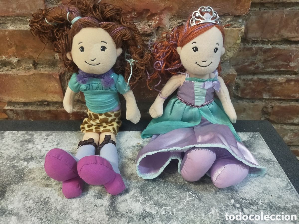 Mu&ntilde;ecas modernas: 2 mu&ntilde;ecas trapo Princesa Sharissa y Kinzey