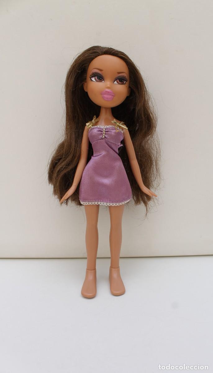 Mu&ntilde;ecas modernas: MU&Ntilde;ECA BRATZ YASMIN- MGA 2001 - Foto 2