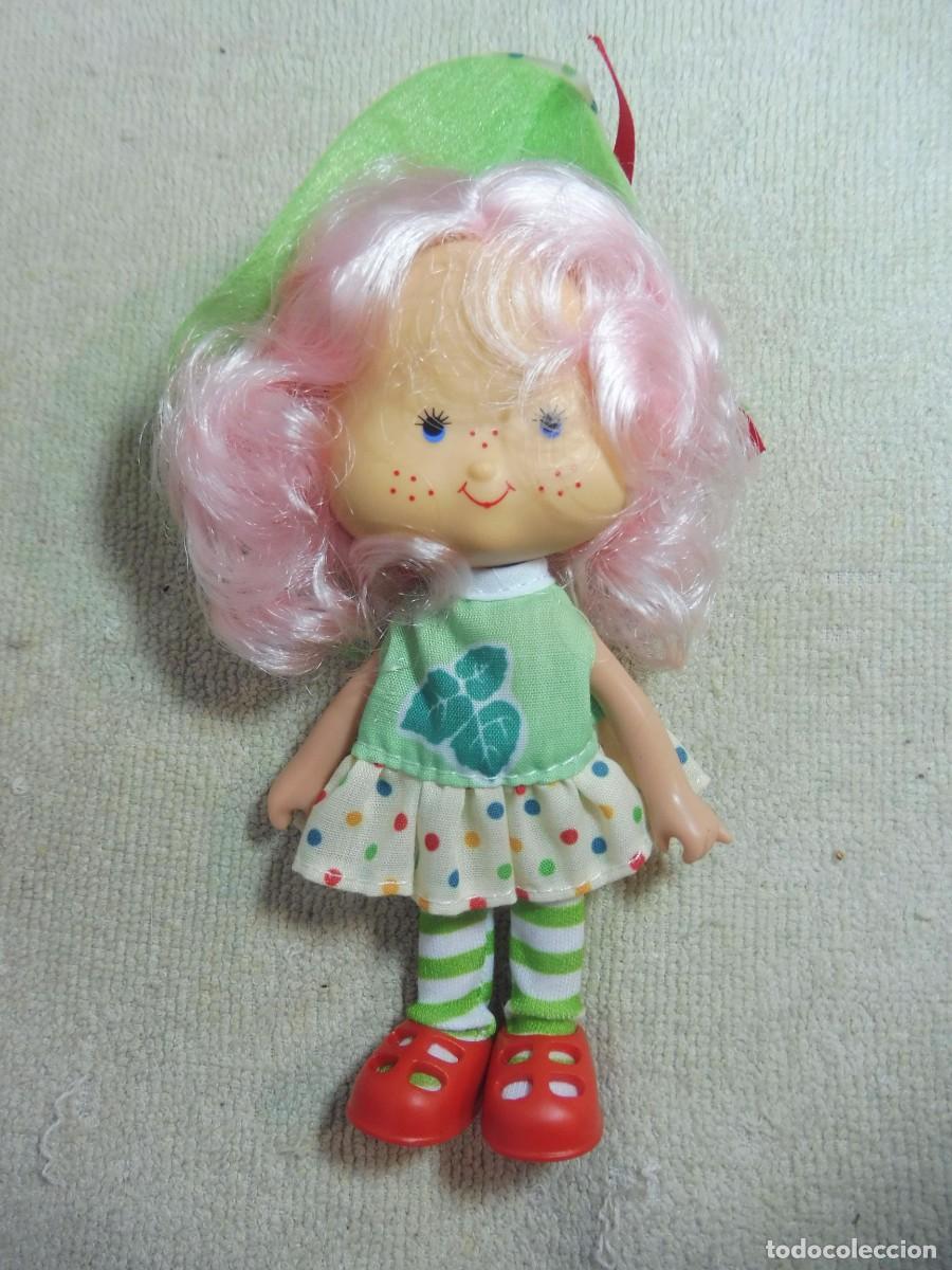 Mu&ntilde;ecas modernas: Tarta de fresa mu&ntilde;eca Sorbete de menta colecci&oacute;n planeta deAgostini