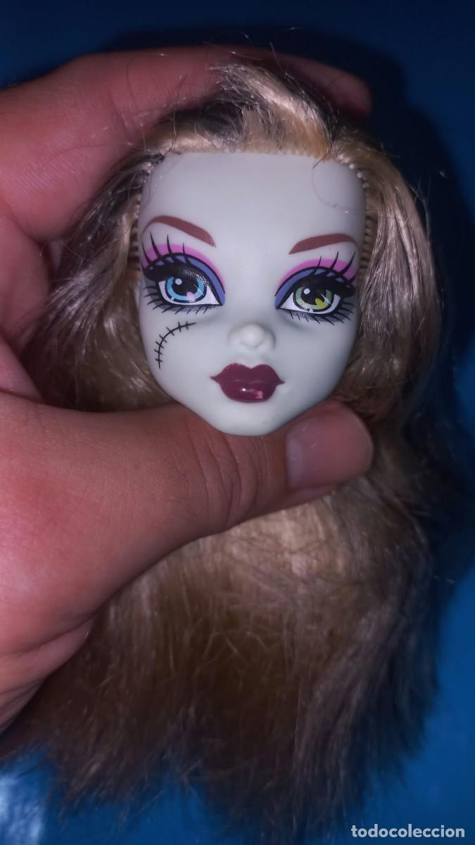 Mu&ntilde;ecas modernas: Cabeza Monster High G1, Frankie Stein School&rsquo;s Out - Mattel - 2011