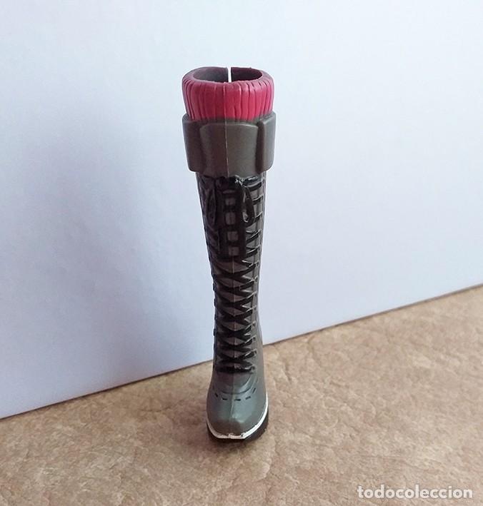 Mu&ntilde;ecas modernas: Bota suelta de mu&ntilde;eca Bratz, brazt - Foto 2