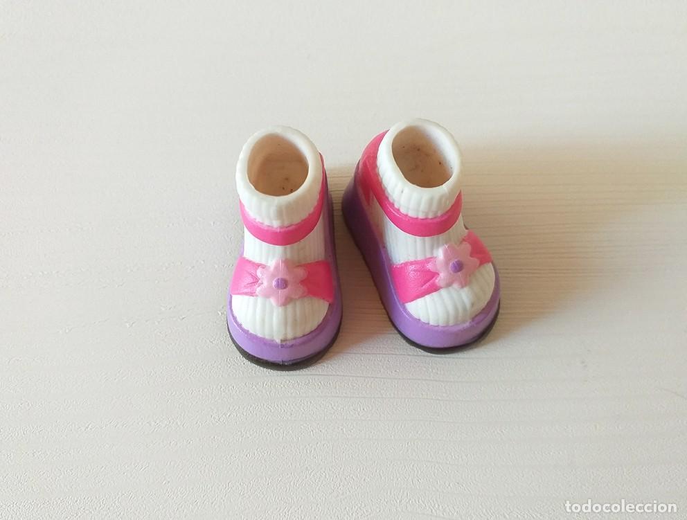 Mu&ntilde;ecas modernas: Botas de mu&ntilde;eca Bratz adolescente, brazt - Foto 1