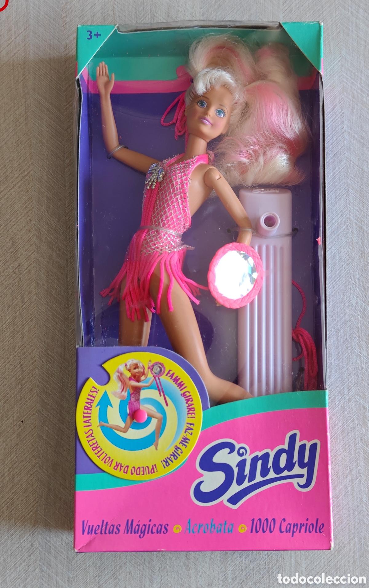 Mu&ntilde;ecas modernas: Sindy Vueltas M&aacute;gicas Acrobat 1995 en caja original