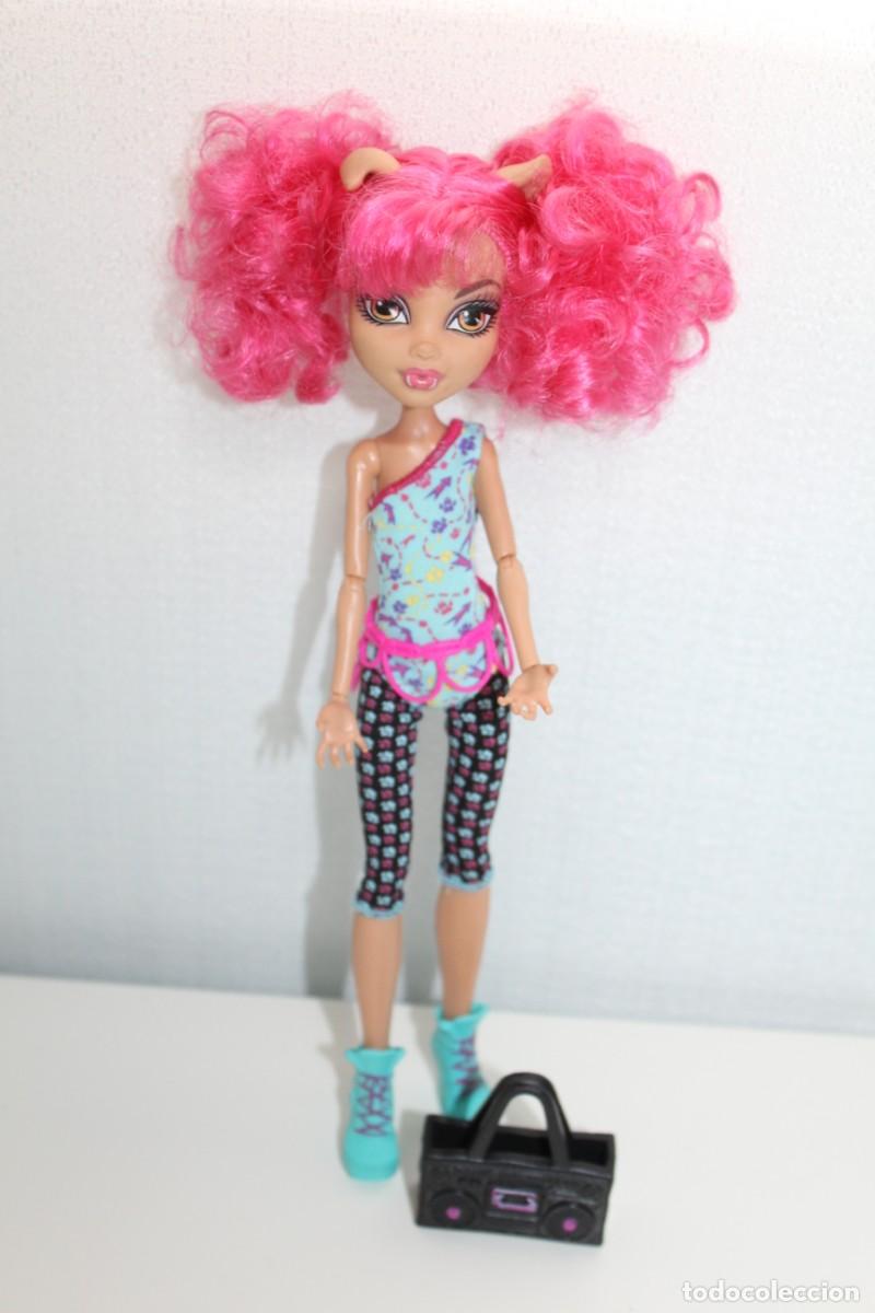 Mu&ntilde;ecas modernas: MU&Ntilde;ECA MONSTER HIGH HOWLEEN WOLF - MATTEL 2011 - Foto 1