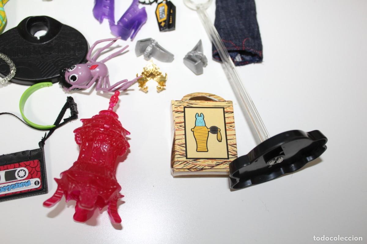 Mu&ntilde;ecas modernas: LOTE DE COMPLEMENTOS DE MONSTER HIGH DE MATTEL - Foto 4