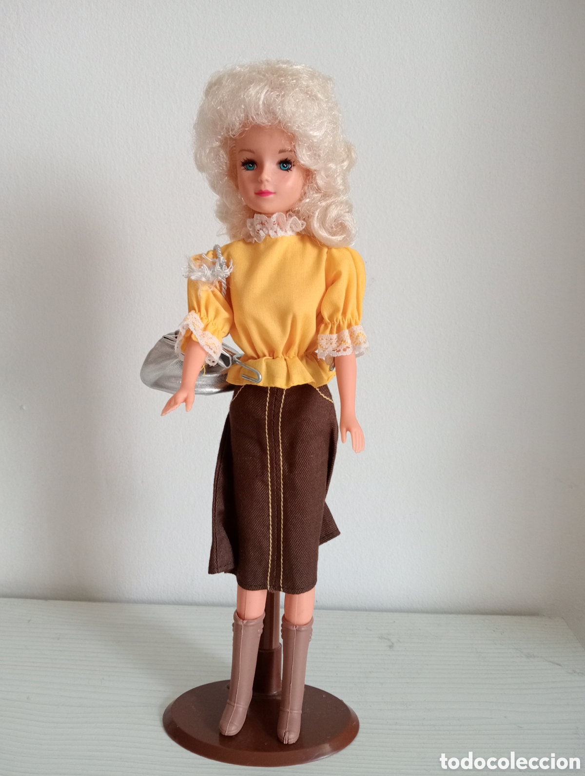 Mu&ntilde;ecas modernas: Mu&ntilde;eca vintage Betty Teen