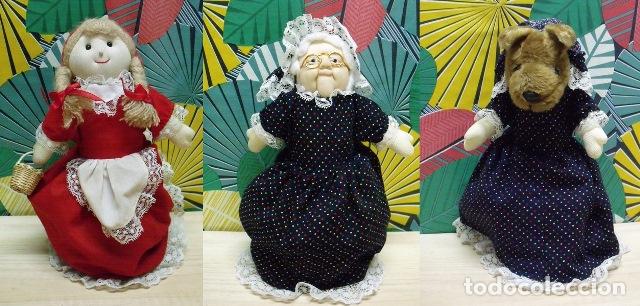 Mu&ntilde;ecas modernas: Mu&ntilde;eca 3 en 1 Caperucita Roja + Abuela + Lobo