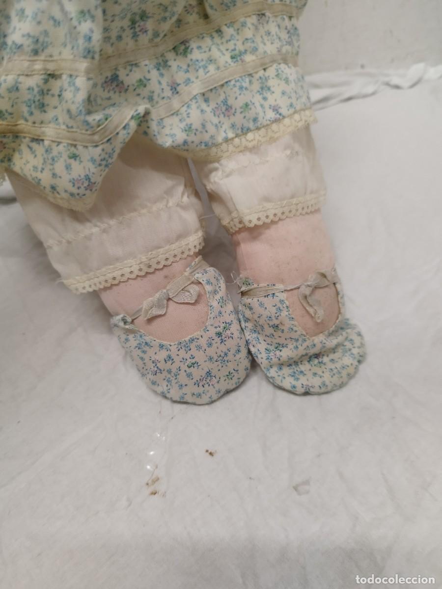 Mu&ntilde;ecas modernas: Antigua gran mu&ntilde;eca de trapo. - Foto 3