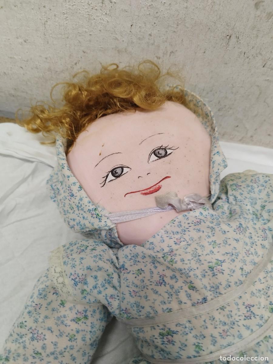 Mu&ntilde;ecas modernas: Antigua gran mu&ntilde;eca de trapo. - Foto 5