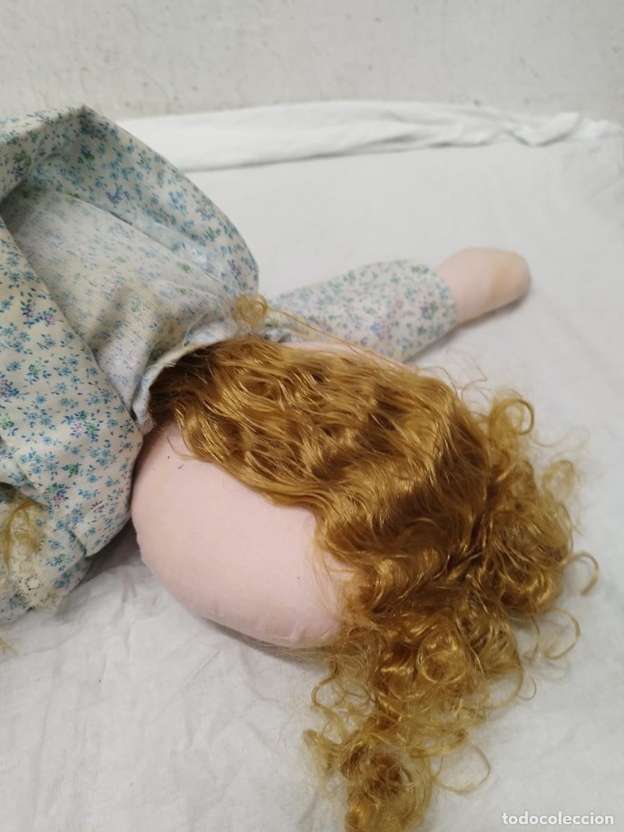 Mu&ntilde;ecas modernas: Antigua gran mu&ntilde;eca de trapo. - Foto 7