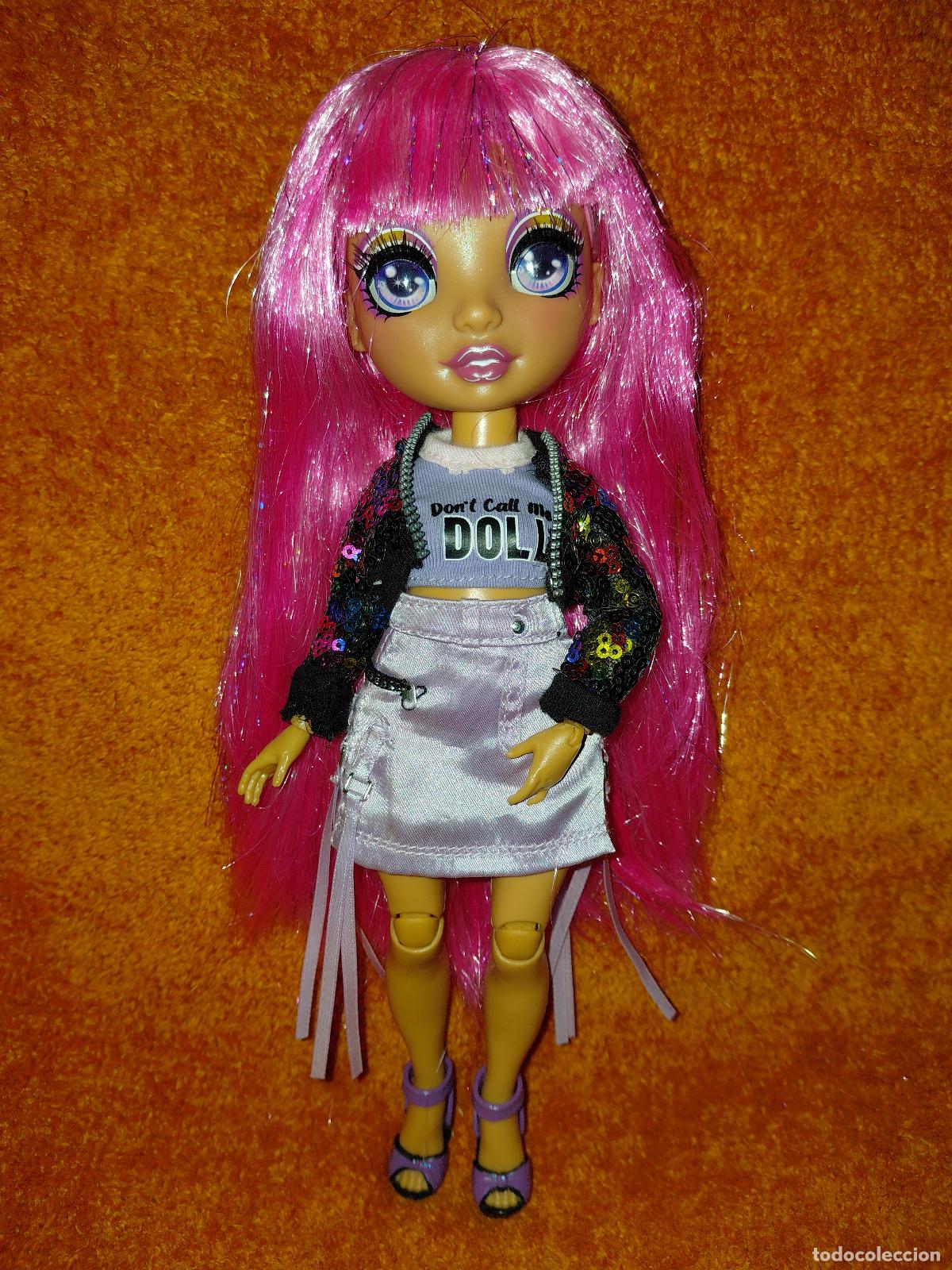 Mu&ntilde;ecas modernas: MU&Ntilde;ECA RAINBOW HIGH AVERY STYLES CON ROPA Y PELUCA MGA